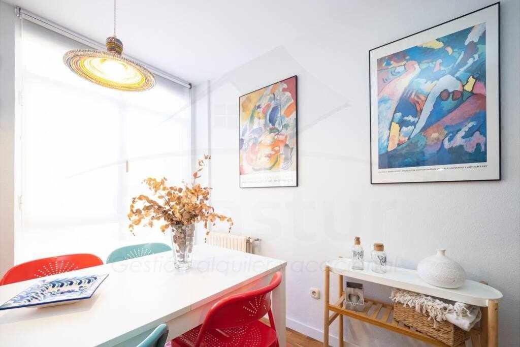 Colours Apartamento Oviedo Dış mekan fotoğraf
